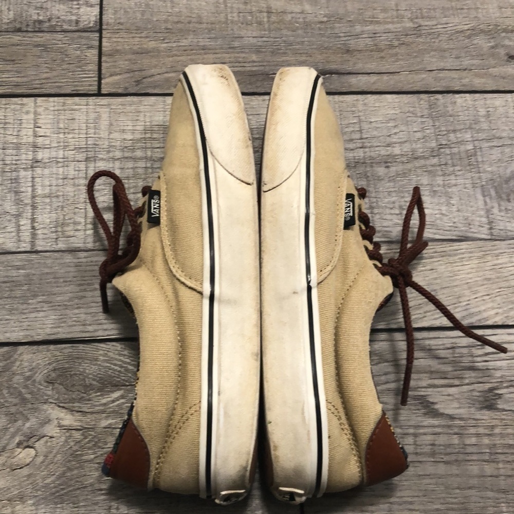 Vans khaki Aztec style design Off the Wall sneakers unisex lace ups - Picture 3 of 12